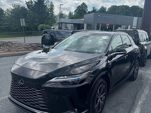 Used 2023 Lexus RX 350 Premium Plus w/ Accessory Package AWD/4WD image 3