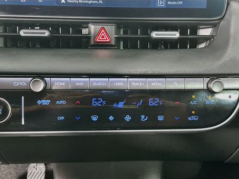 Used 2025 Hyundai Ioniq 5 SEL RWD image 24