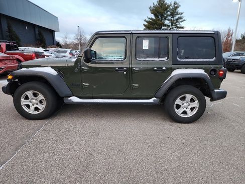 Used 2022 Jeep Wrangler Unlimited Sport image 4