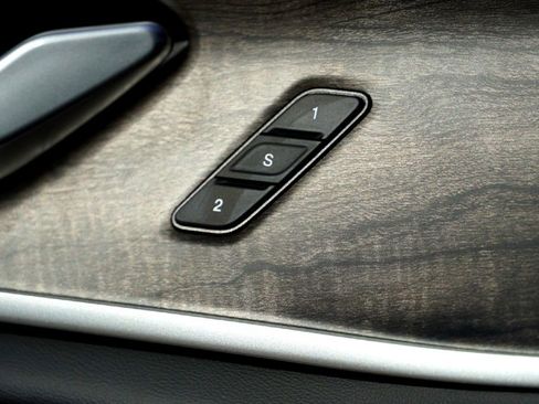 New 2025 Jeep Grand Cherokee L Limited image 19