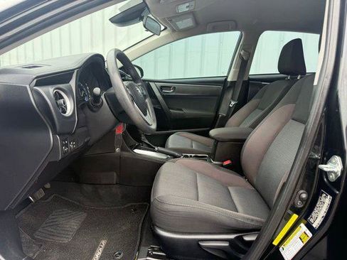 Used 2018 Toyota Corolla LE FWD image 6
