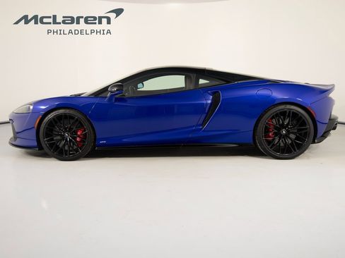 New 2025 McLaren GTS image 8