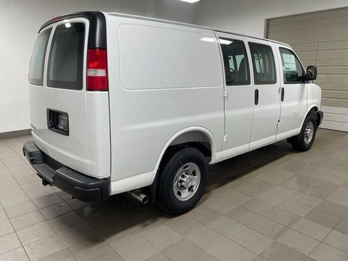New 2026 Chevrolet Express 2500 w/ Driver Convenience Package image 6