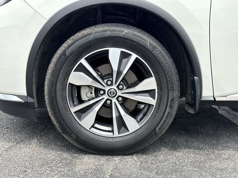 Used 2022 Nissan Murano SV FWD image 9