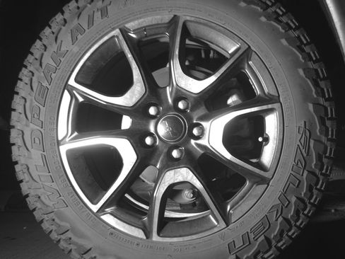 Used 2025 Jeep Compass Trailhawk image 15