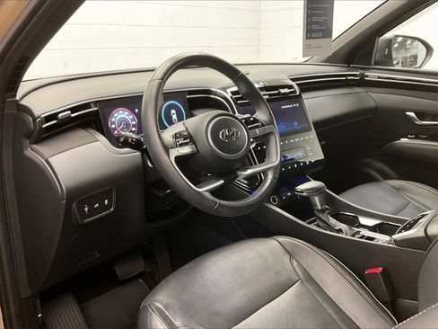 Certified 2023 Hyundai Santa Cruz Limited image 13