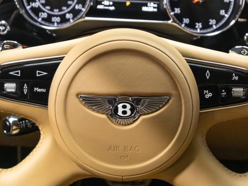 Used 2016 Bentley Mulsanne Speed image 74