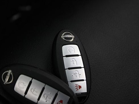 Certified 2024 Nissan Frontier PRO-4X w/ Pro Premium Package image 31