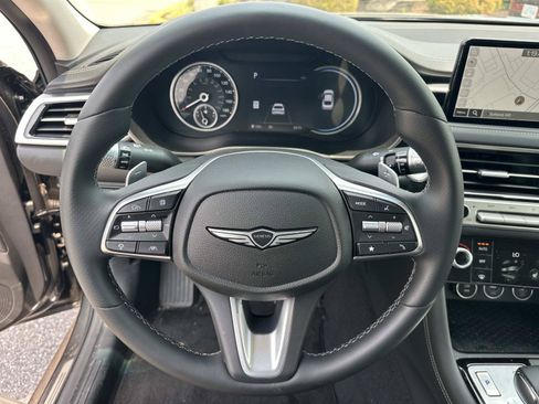 Used 2026 Genesis G70 2.5T RWD image 18