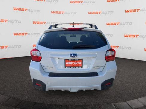 Used 2017 Subaru Crosstrek 2.0i Premium w/ Moonroof Package AWD/4WD image 4