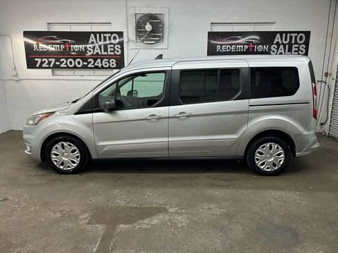 Used 2019 Ford Transit Connect XLT image 5