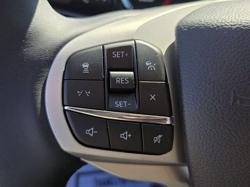 New 2026 Ford Explorer Active RWD image 23
