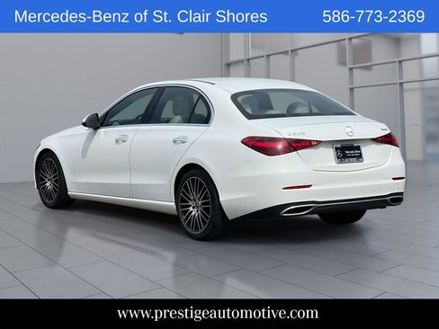 Used 2022 Mercedes-Benz C 300 4MATIC Sedan image 3