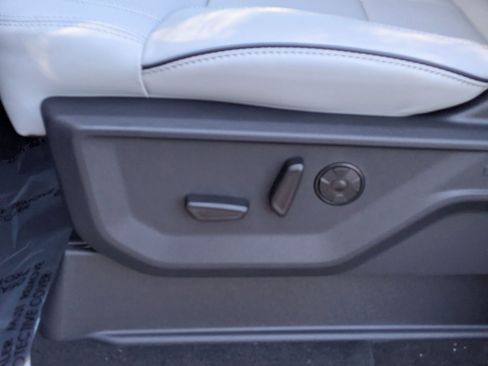 New 2025 Ford Expedition Platinum w/ Platinum Ultimate Package image 13