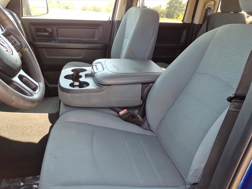 Used 2019 RAM 1500 Express AWD/4WD image 10