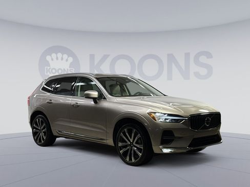 Used 2023 Volvo XC60 B6 Ultimate w/ Protection Package Premier image 14