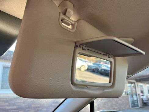 Used 2024 Subaru Impreza 2.0i image 32