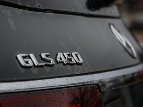 New 2026 Mercedes-Benz GLS 450 4MATIC image 8