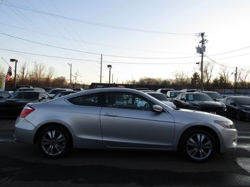 Used 2010 Honda Accord EX-L image 5