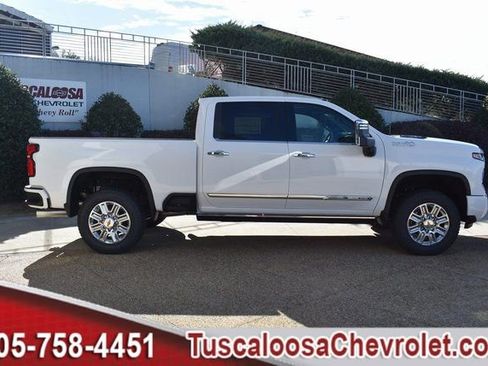 New 2025 Chevrolet Silverado 3500 High Country w/ High Country Premium Package image 10