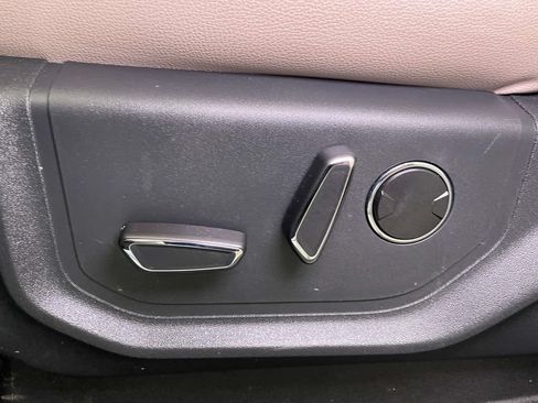 Used 2022 Ford Expedition Max Limited AWD/4WD image 14