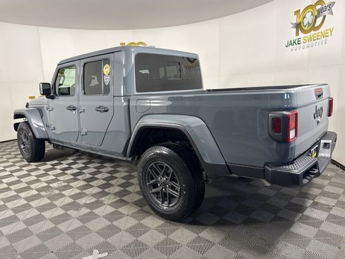 New 2026 Jeep Gladiator Sport image 6