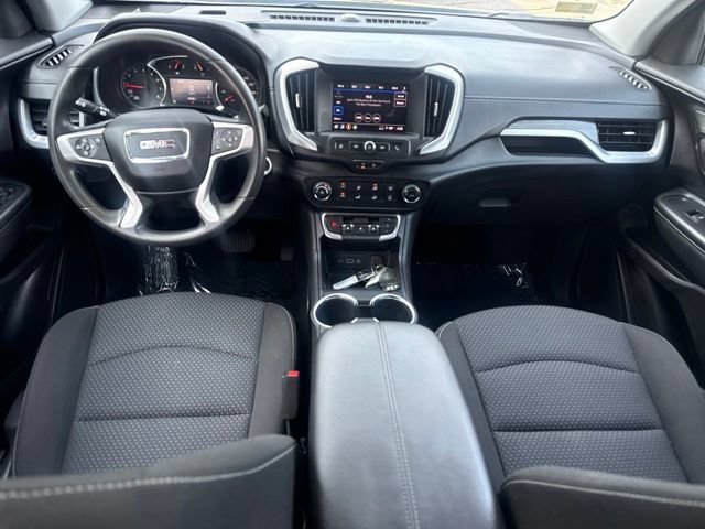 Used 2024 GMC Terrain SLE AWD/4WD image 19
