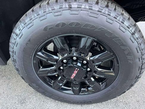 New 2026 GMC Sierra 2500 AT4 w/ Max Trailering Package image 12