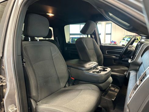 Used 2024 RAM 2500 Big Horn w/ Night Edition image 10