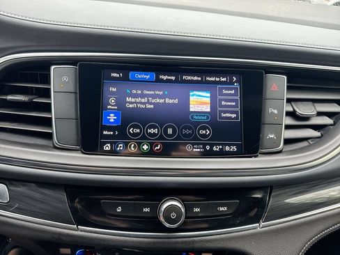 Used 2023 Buick Enclave Essence FWD image 14
