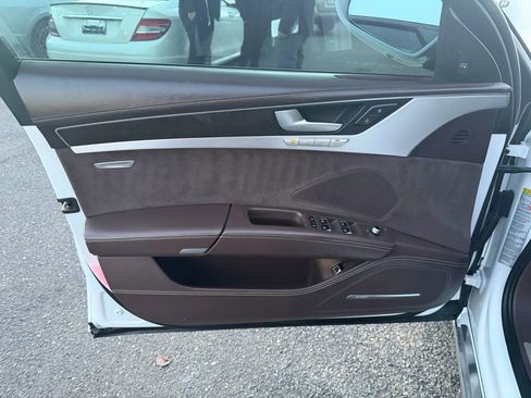 Used 2016 Audi A8 L TDI w/ Executive Package image 8