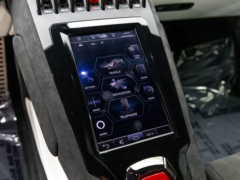 Used 2024 Lamborghini Huracan Tecnica RWD image 16
