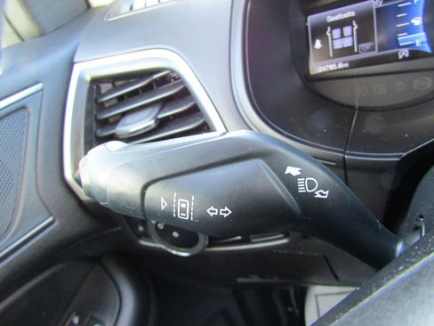 Used 2024 Ford Edge SE AWD/4WD image 29