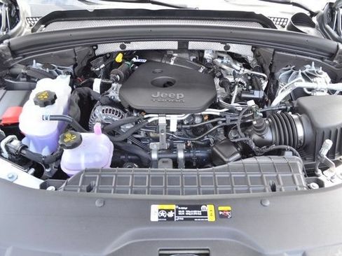 New 2026 Jeep Grand Cherokee Limited AWD/4WD image 38