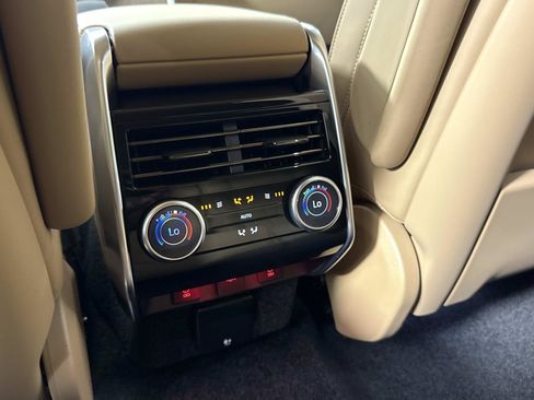 New 2026 Land Rover Range Rover SE AWD/4WD image 15