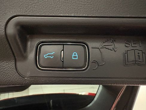 Used 2023 Ford Explorer ST w/ Equipment Group 401A AWD/4WD image 11