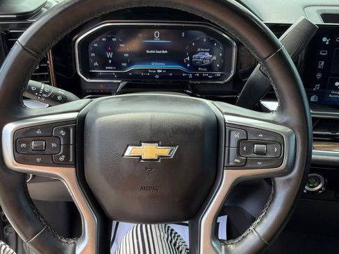 Used 2024 Chevrolet Silverado 1500 LT AWD/4WD image 13