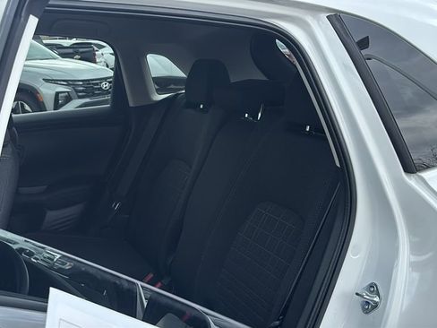 Certified 2026 Honda HR-V LX image 27