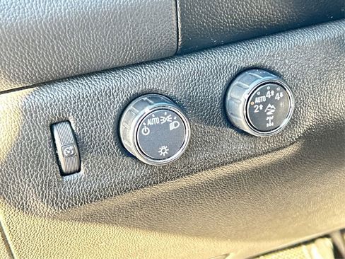 Used 2022 Chevrolet Colorado ZR2 w/ ZR2 Midnight Special Edition image 40