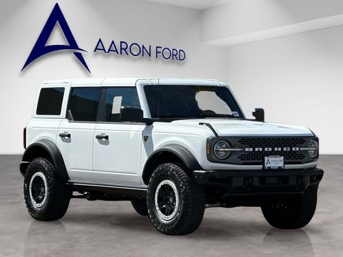 New 2026 Ford Bronco Badlands AWD/4WD image 8