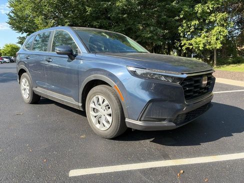 Used 2024 Honda CR-V LX image 4