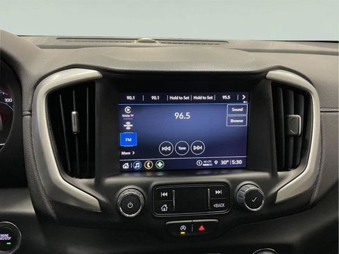 Used 2023 GMC Terrain SLT w/ LPO, Floor Liner Package image 27