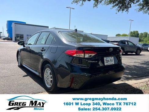 Used 2022 Toyota Corolla LE FWD image 6