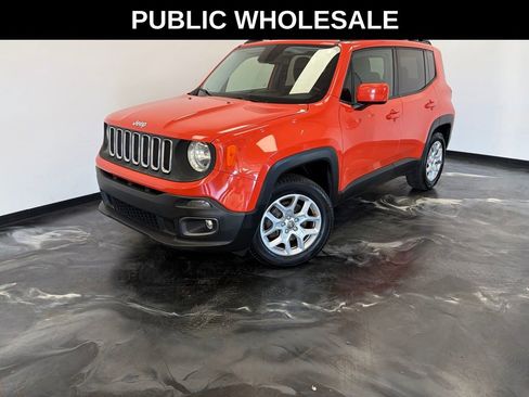 Used 2015 Jeep Renegade Latitude w/ Cold Weather Group II image 1