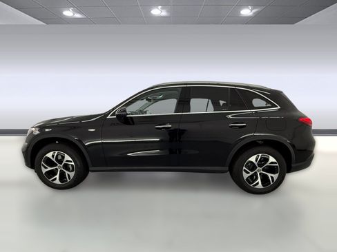 Certified 2025 Mercedes-Benz GLC 350e 4MATIC image 2