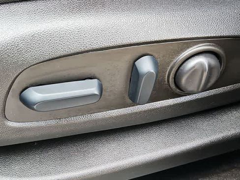 Used 2022 Chevrolet Equinox LT FWD image 15