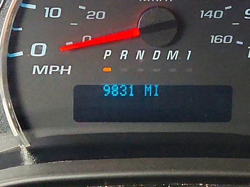 Used 2024 Chevrolet Express 2500 w/ Driver Convenience Package RWD image 13