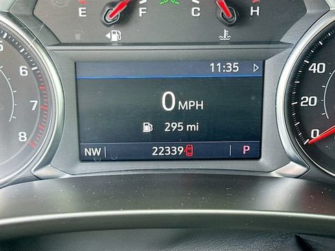 Used 2025 Chevrolet Blazer LT FWD image 12