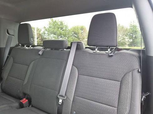 Used 2022 Chevrolet Silverado 1500 LT image 36