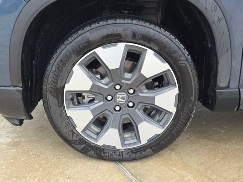 Certified 2026 Honda Pilot Elite image 10